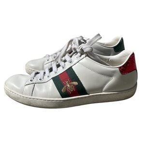 Gucci White Leather Ace Sneakers with Red & Green Stripe and Gold Bee Embroidery